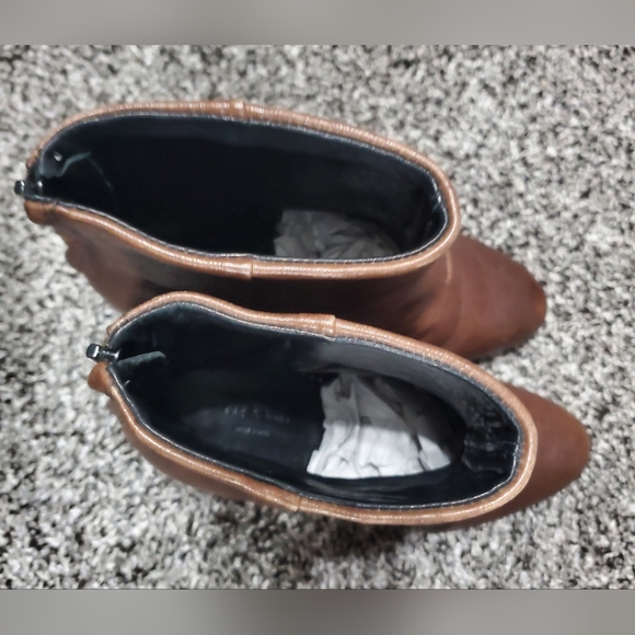 RAG & BONE Heeled Ankle Boots ☆ Heel Zip ☆ 3" Heel ☆ SIZE 37 EUR or 7 US WOMENS - Picture 9 of 11